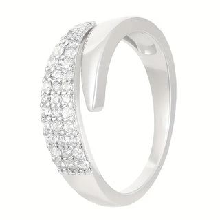 Bague Élégante avec Pierres Brillantes